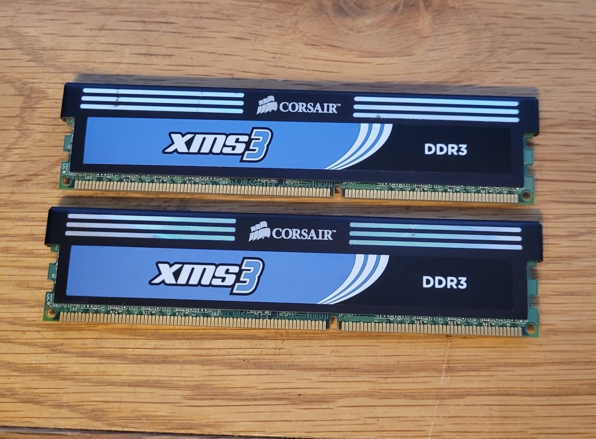 Corsair XMS3 DDR3 2x2gb (4gb Total)